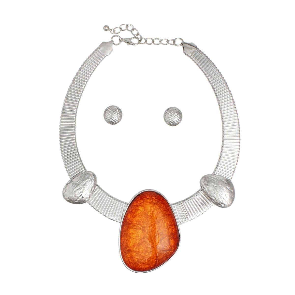 Collar Silver Omega Orange Resin Tribal Necklace
