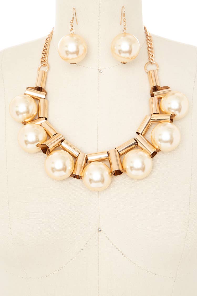 Large Pearl Statement Necklace Set